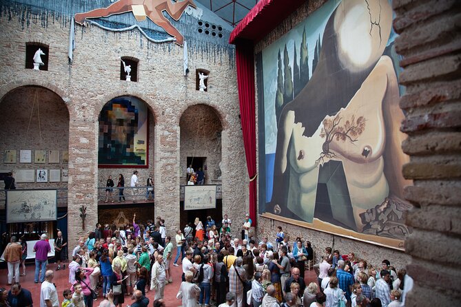 Girona, Figueres, Dalí Museum and Cadaqués Tour from Barcelona - Practical tips to make the day run smoothly