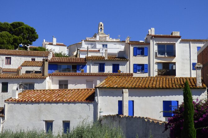 Girona, Figueres, Dalí Museum and Cadaqués Tour from Barcelona - Girona walking tour: medieval walls, colorful rivers, and red-bridge views