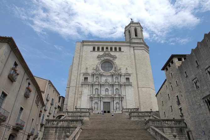 Girona Full Day Tour from Barcelona - Muralles de Girona: old walls, river views, and the quick-win sights