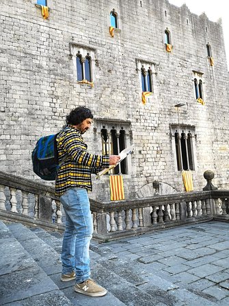 Girona, Medieval Villages & Lunch with Lake Views from Barcelona - Girona: Roman walls, Arab baths, Jewish quarter, and the cathedral area