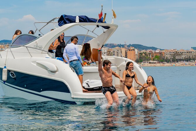 Gobbi Yacht Rental in Barcelona 9 Pax 2/4/8hs - The 8-Hour Rhythm Along the Coast (and Why It Works)