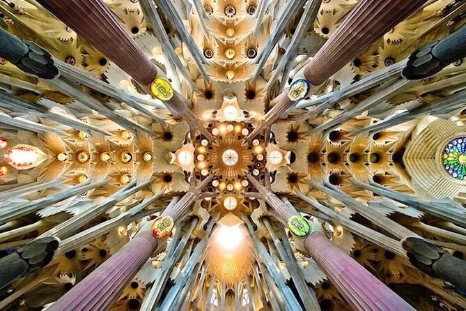 Golden Hour Sagrada Familia & Sunset Park Güell - Key points before you go