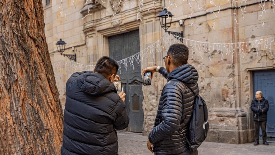 Gothic Quarter and Born District: Photographic Workshop - The Final Creative Step: Print a Favorite Photo and Make a Postcard