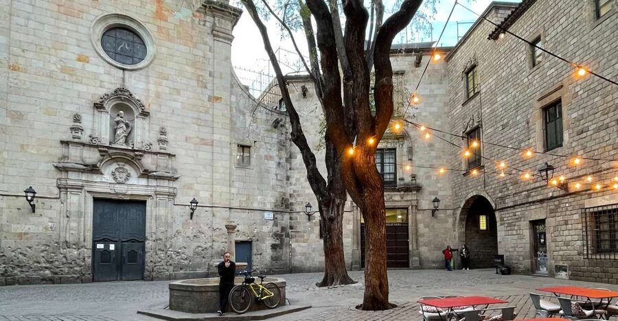 Gothic Quarter and Old City - Price and Value: What $41 Buys You in the Streets