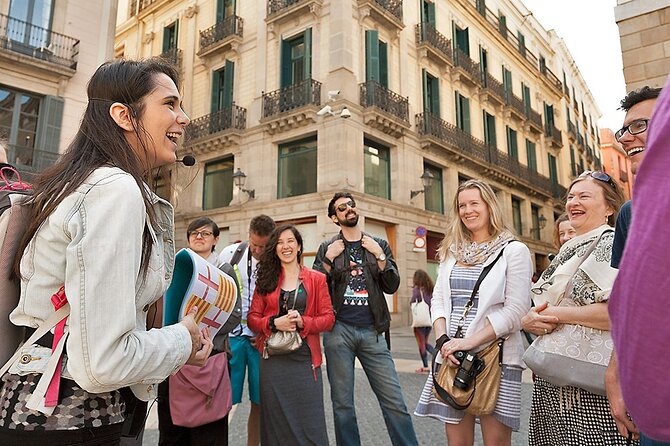 Gothic Quarter Donation-Based Walking Tour in English - Plaça Reial to Plaça del Pi: easing into Barcelona’s old street rhythm