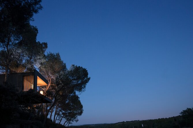 Gourmet Getaway Montserrat and Winery Night Retreat - Who should book this Montserrat and winery night retreat