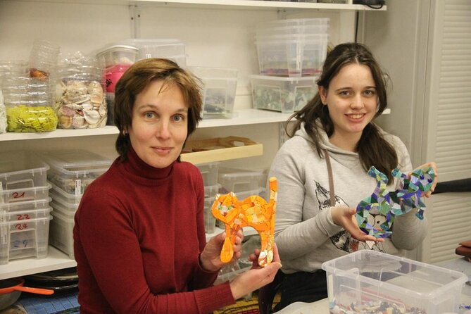 Guided Gaudí Mosaic Workshop for Children in Barcelona 1 Hours - Mosaiccos in Ciutat Vella: a smart break from big-day sightseeing