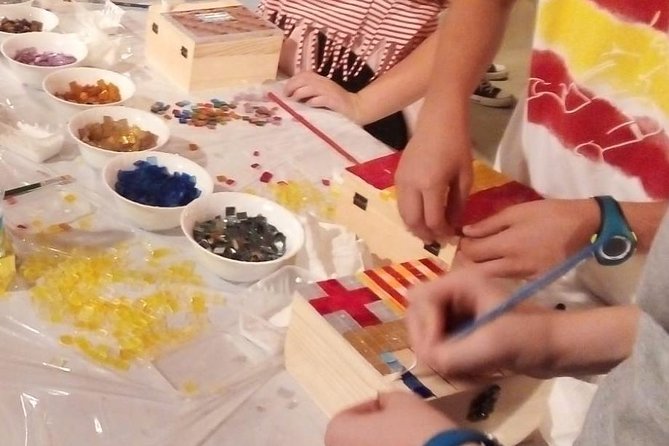 Guided Gaudí Mosaic Workshop for Children in Barcelona 1 Hours - Plan for pickup: drying time is part of the deal