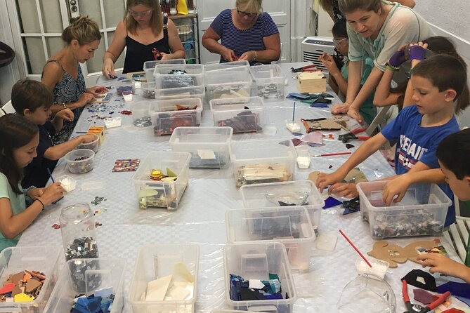 Guided Gaudí Trencadís Mosaic Workshop in Barcelona 2 Hours - Who should book this Mosaiccos workshop, and who should skip it