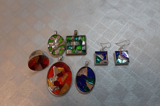 Guided Tiffany Jewellery Workshop in Barcelona 2 Hours - Who This Tiffany Jewellery Workshop Fits Best