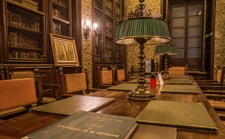 Guided Tour at Catalonia's Royal Academy of Medicine - Halls of the Academy: the names that shaped medicine and surgery