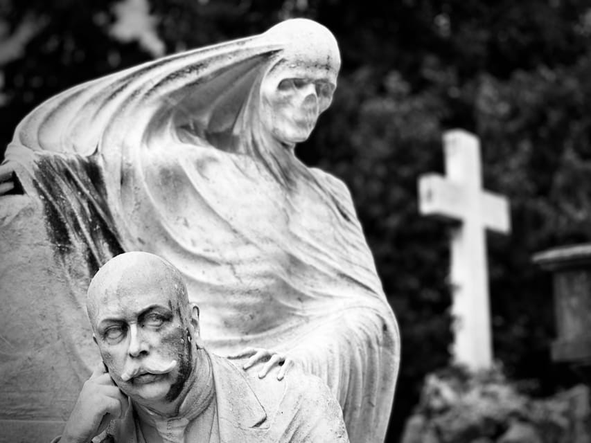 Hidden Barcelona: Montjuïc Cemetery Walking Tour - What you really get inside Montjuïc Cemetery (2.5 hours of art and stories)