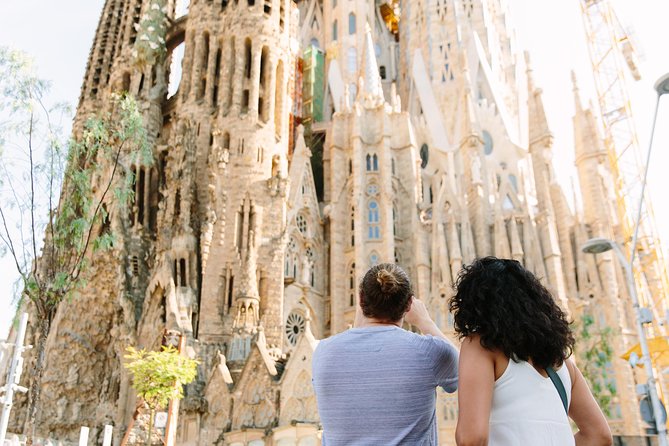 Highlights & Hidden Spots of Barcelona Bike Tour w/ Local Guide - Small Group Size: The Difference Between Herding and Helping