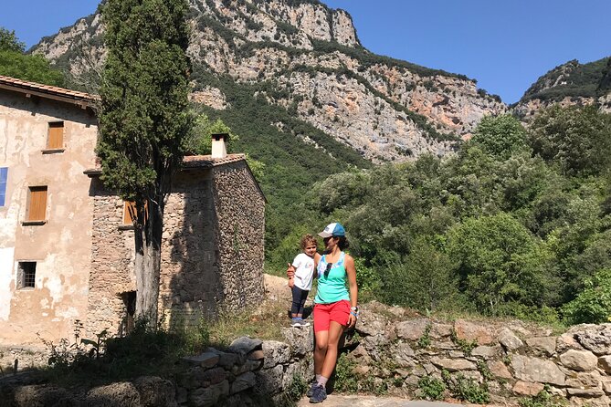 Hike to Secret Waterfalls of the Pyrenees Mountains, From Barcelona & Girona - Stop 2: Talaixa, where the route regains its pace