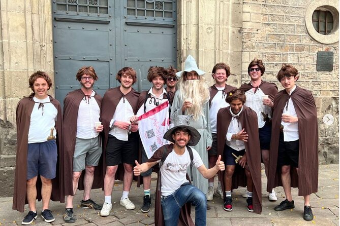 HistARy: Guided tour of the Gothic Quarter with Augmented Reality - Palau Reial Major: the quick “mind-blower” detail