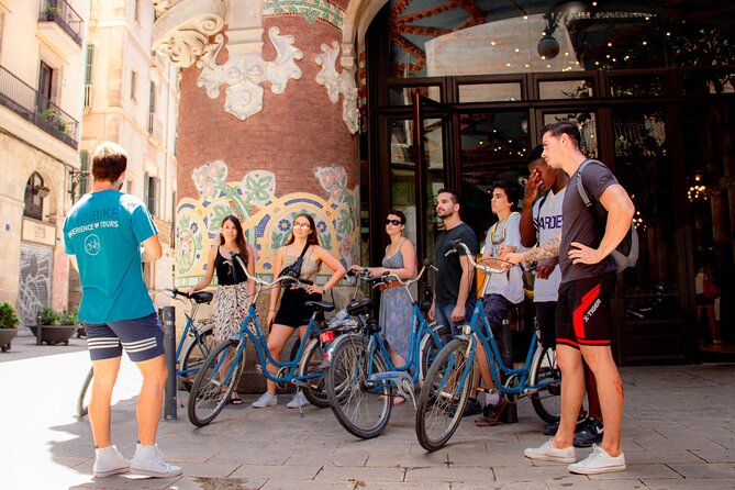 Historical and Modernist Bike Tour Barcelona - Barri Gòtic, in real street form