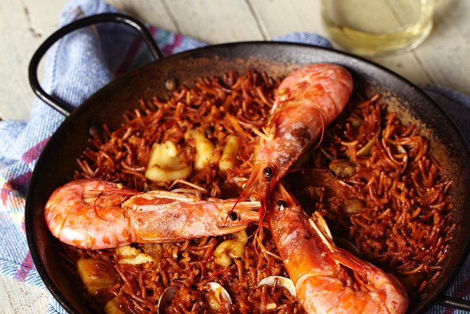 Interactive Paella & Market: Bottomless Wine & Rambla Views - Wine, Rambla Views, and the Social Part of Cooking