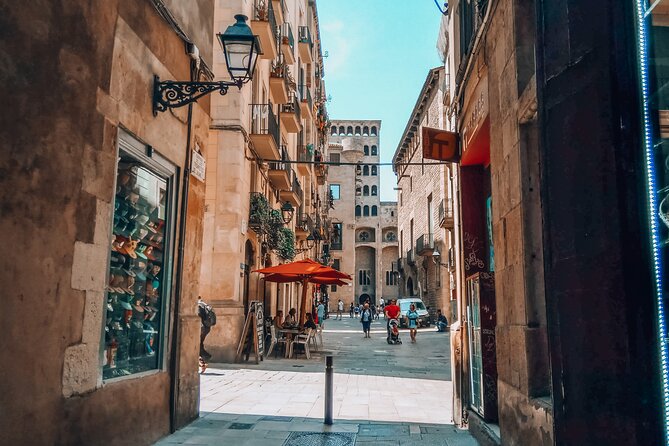 Introduction to Barcelona's Old Town Gothic Quarter Walking Tour - Should you book this Gothic Quarter walking tour?