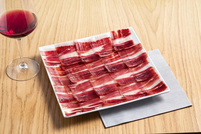 Jamón Experience Masterclass: The Ultimate Ham & Cava Tasting - Jamón Masterclass timing near Sagrada Familia (and why that location helps)