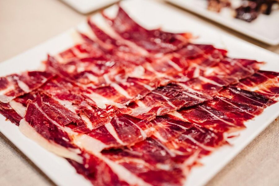 Jamón Experience Premium: Iberian Ham Tasting in Barcelona - Price and value: does $58 make sense in Barcelona?