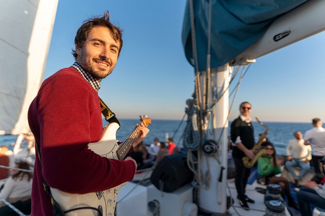 Jazz and Chill Out Sailing in Barcelona - Catamarán Orsom: comfort, layout, and the bar setup