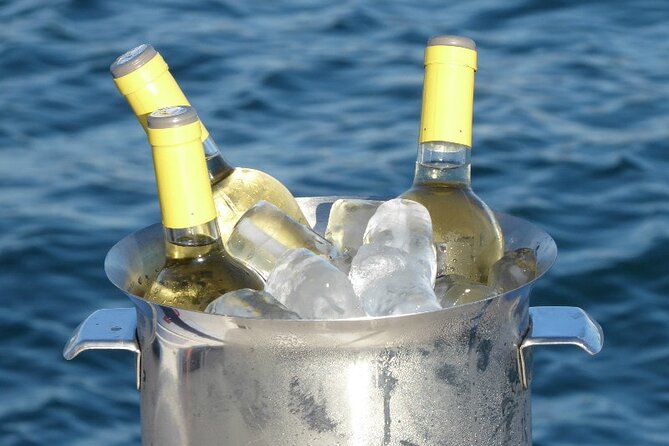 Jazz and Chill Out Sailing in Barcelona - The 90-minute route: what you’ll actually experience on the water