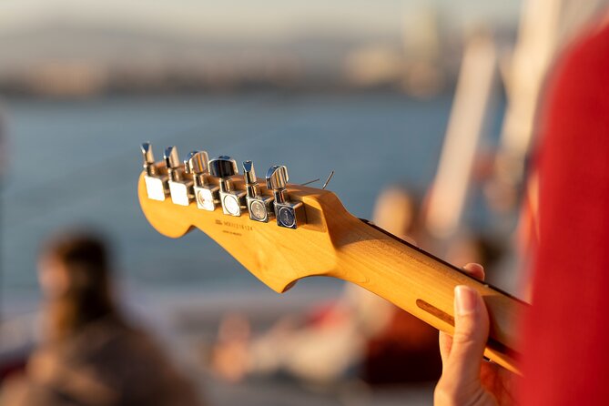 Jazz and Chill Out Sailing in Barcelona - Who this Barcelona cruise is perfect for