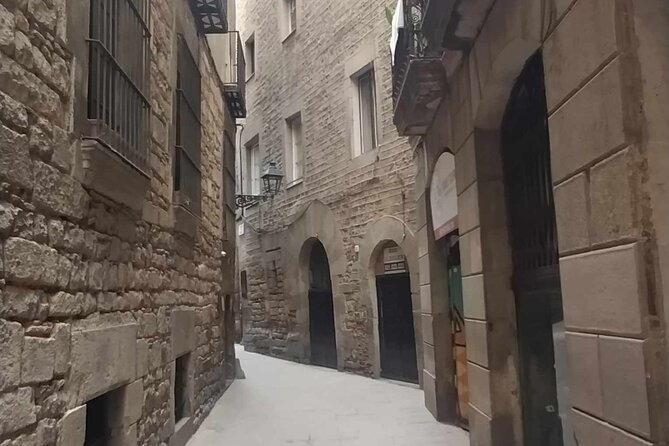 Jewish tour by Jewish Guide in Barcelona - Route overview: six stops, about 2 hours, no long detours