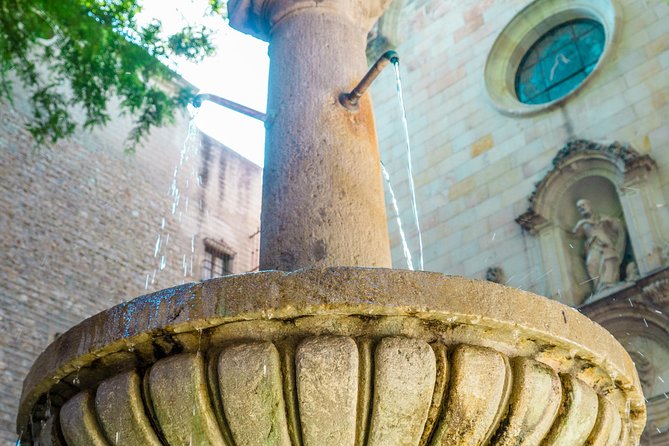 Jewish Walking Tour Barcelona by Expert Jewish Guide 2h - Major Synagogue: one of Europe’s oldest synagogue sites