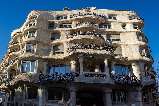 La Pedrera Skip-the-Line Local Guided Tour: Beyond the Postcard - Key things I’d circle before you book