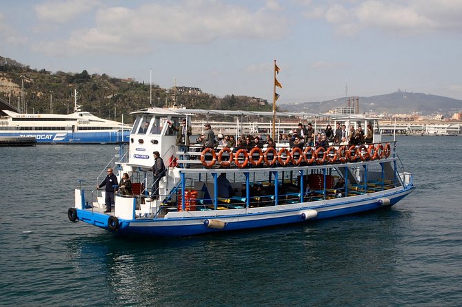 Las Golondrinas Barcelona 40-min Boat Tour - Key things to know before you go