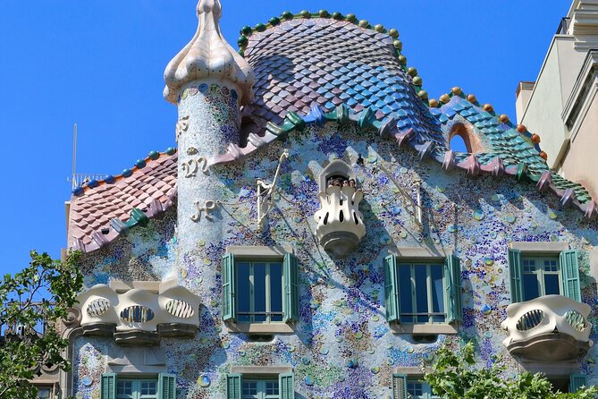 Life of Gaudi and Architectural | Walking Tour | 2h - Why this Gaudi walking route beats trying to plan it all yourself