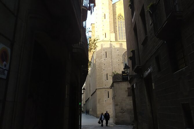 Luca’s Hidden Old Barcelona: the Gothic and El Born Tour - Stop 4: A Main Gothic Quarter Feature You Might Miss
