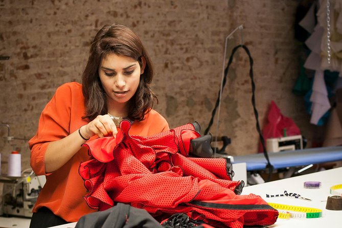 Make A Flamenco Bag With A Designer - Making Your Own Flamenco-Themed Bag (The Hands-On Part)