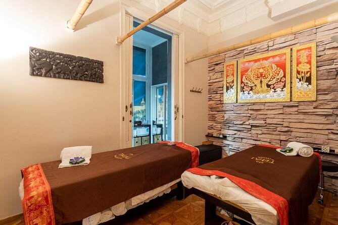 Massage of your choice for a couple of 60 min in the same room at THAI SPA MASSAGE - A quick reality check: one possible drawback to plan around