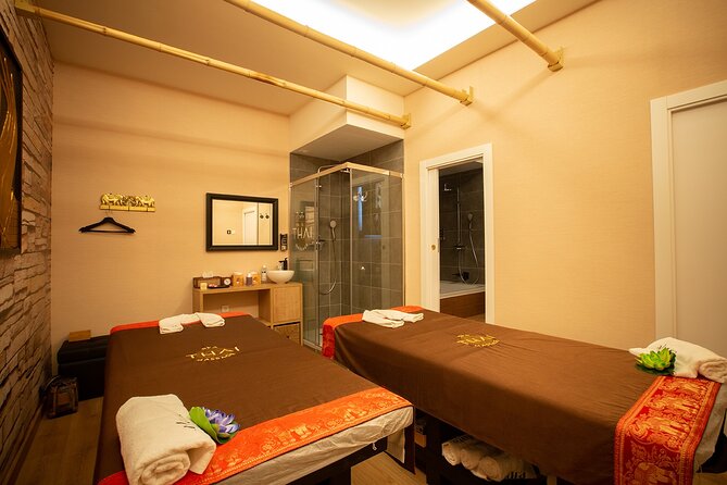 Massage of your choice of 60 min in the same room at THAI MASSAGE ALURA - What the staff and space seem to do well