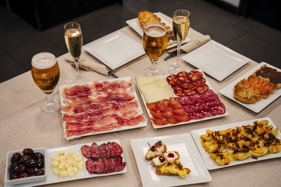 Menu Ibérico - Jamón & Cava near Sagrada Familia - Key highlights you’ll care about