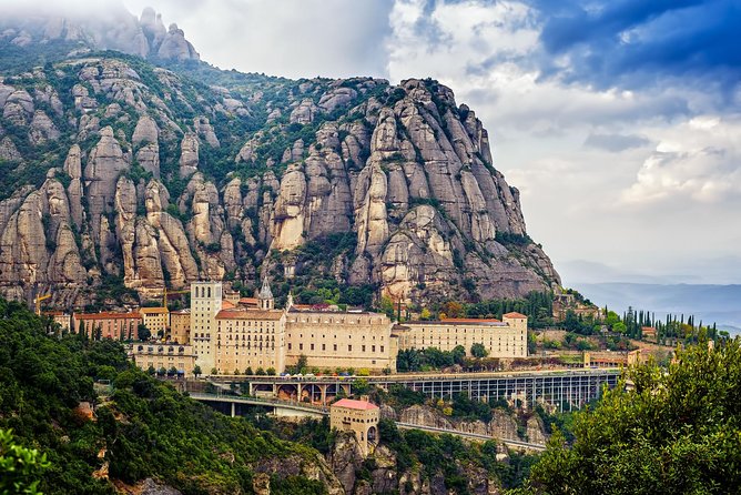 Montserrat: Cog-Wheel, Basilica, Black Madonna & Licor Tasting - La Botiga liquor tasting, plus smart shopping ideas