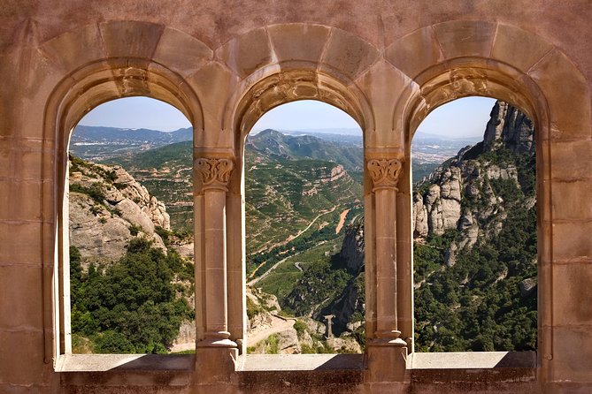 Montserrat Private Guided Tour with Pick up - Optional winery time, including the Cava-style add-on