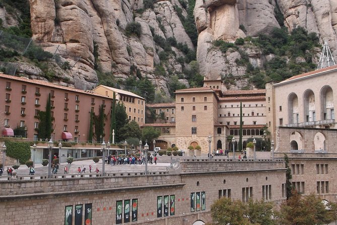 Montserrat Private Tour w/ Official Guide + Hotel or Port pick up - Who this Montserrat tour fits best