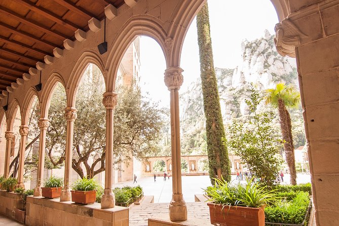 Montserrat with Black Madonna & Medieval Winery with Tapas/Lunch - Getting to Montserrat from Barcelona, and why timing matters