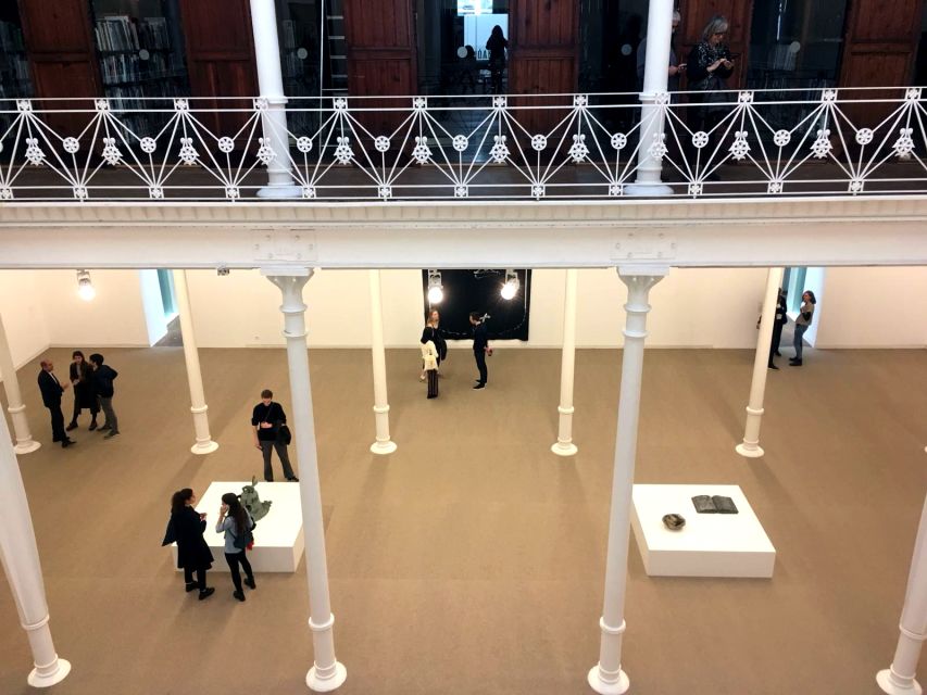 Museu Tàpies Barcelona – Ticket & Art Exhibitions - Inside the permanent collection: seeing Tàpies as more than a style
