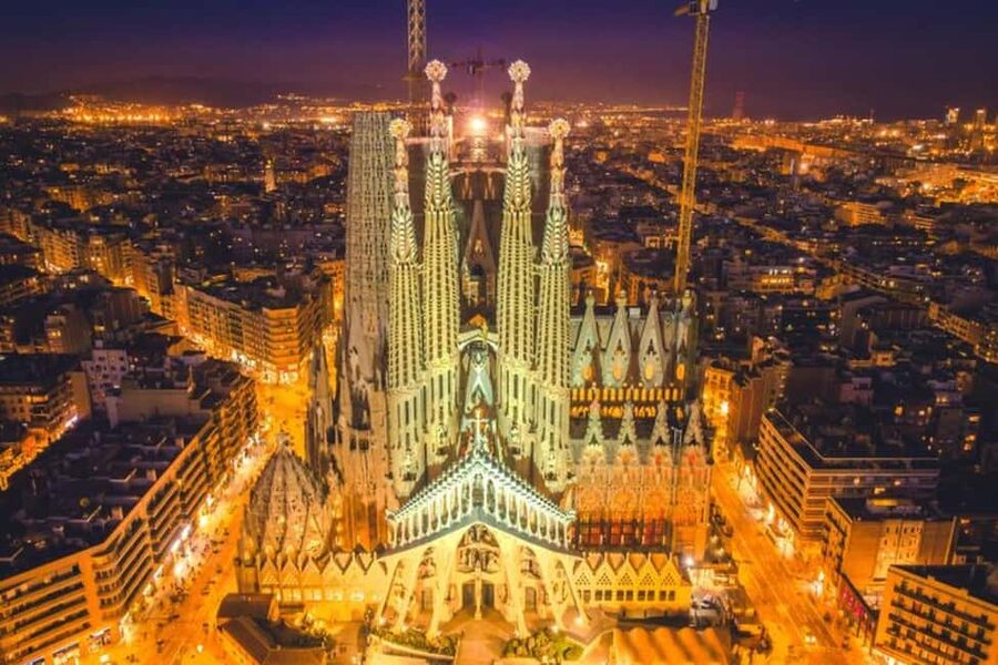 Official Sagrada Familia Guided Tour with Tower Access - Key highlights to know before you go
