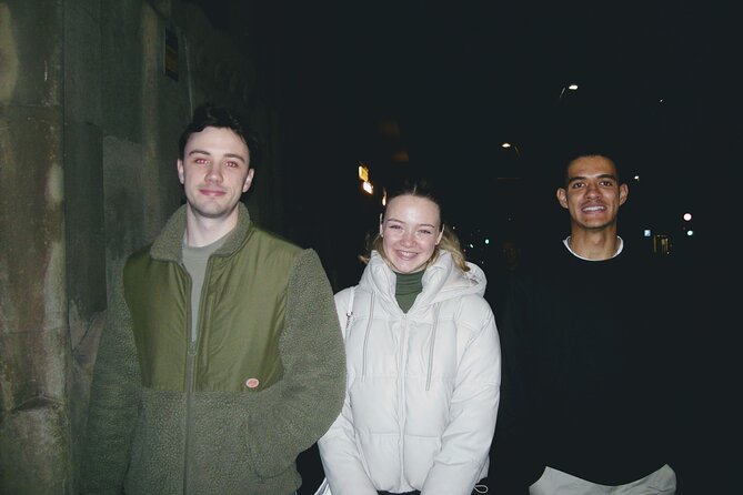 OG Barcelona Night Adventure — 3 Bars, 3 Shots & VIP Club Entry - How the Barcelona night crawl really works (metro, shots, VIP)