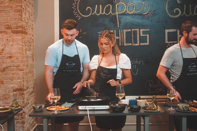 Paella Experience and Bottomless Wine in Barcelona - Key Things I’d Bet You’ll Notice in This Paella Night