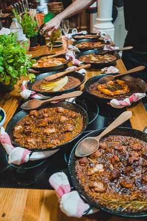 Paella Experience and Bottomless Wine in Barcelona - The 5-Course Dinner You Actually Care About