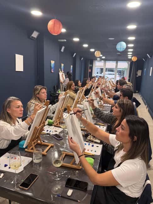 Paint & Wine in Barcelona: art, wine, and music in a unique atmosphere - Who this is best for in Barcelona