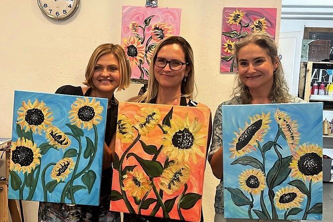 Paint & Wine Workshop in an Art Studio in Barcelona - Location and getting there: Eixample, near public transport