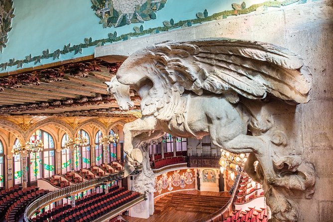 Palau de la Musica Catalana Guided Tour - Concert Hall centerpiece, stained glass arches and the inverted-dome skylight