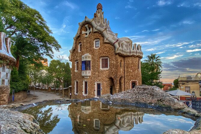 Park Guell Guided Tour in Barcelona with Entry - Price and value: is $79.87 worth it for Park Güell?